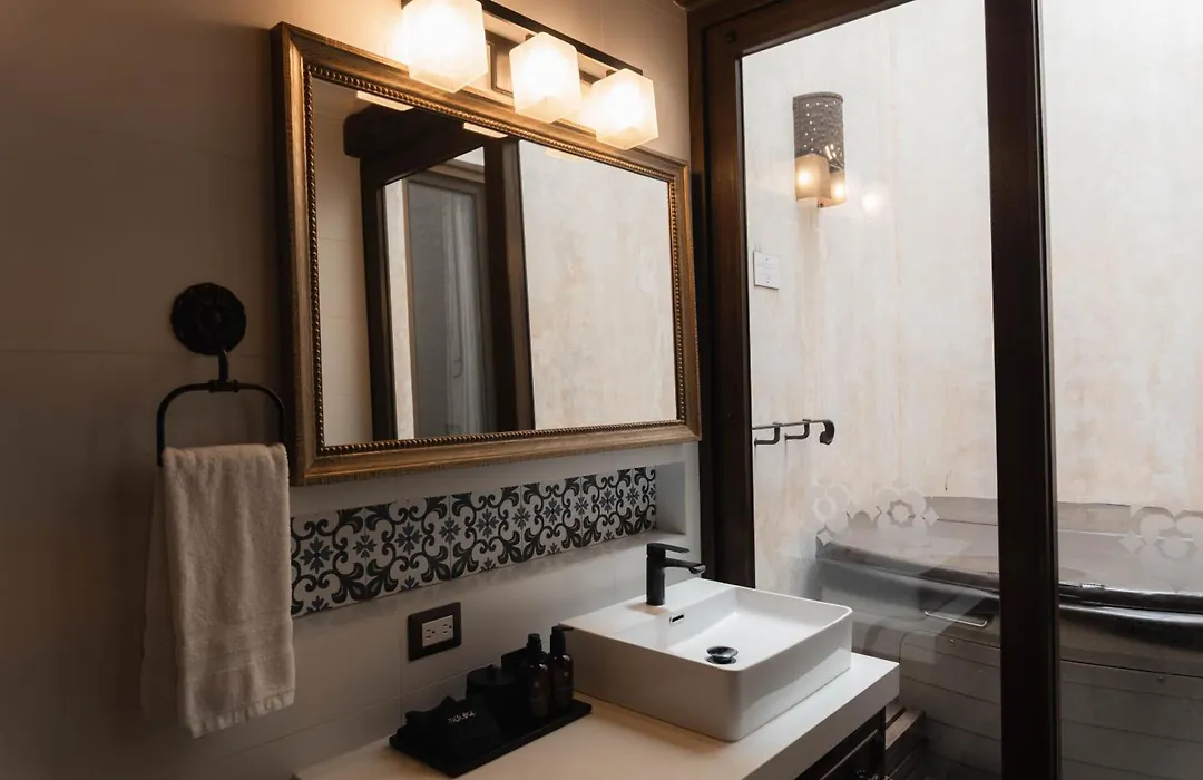 Los Pasos Boutique Hotel & Spa-1